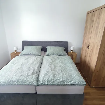 Zamecek Cerov * Jičín