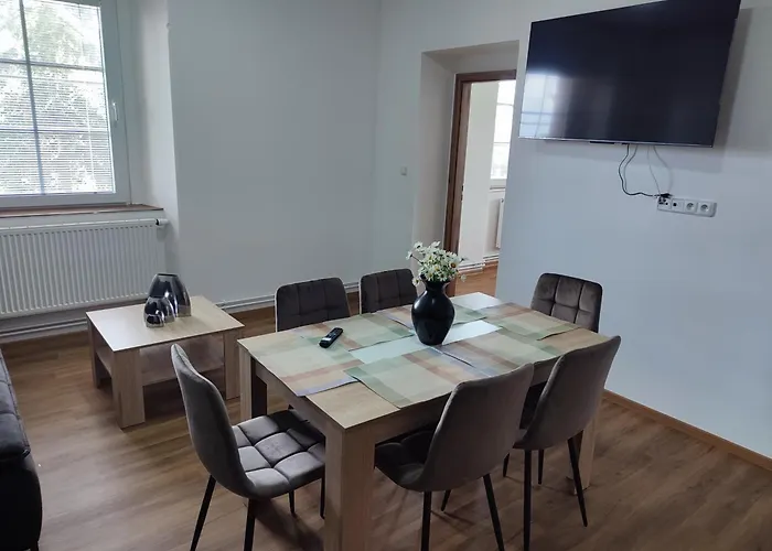 Zamecek Cerov * Jičín